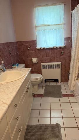 914 Annette Drive, Wantagh, NY 11793