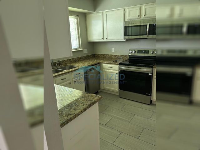 2810 Pinewood Drive, League City, TX 77573