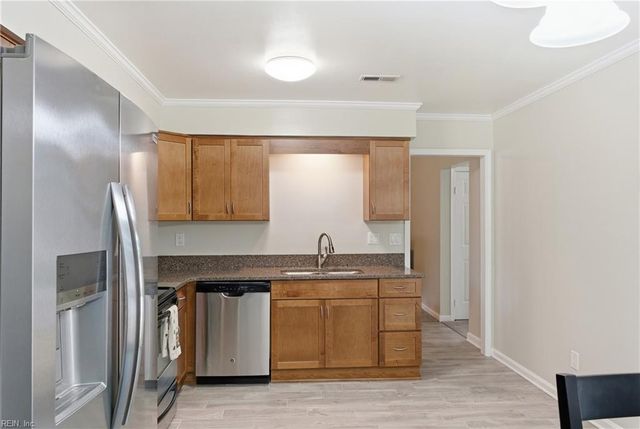 1416 Callandish CT, Virginia Beach, VA 23464