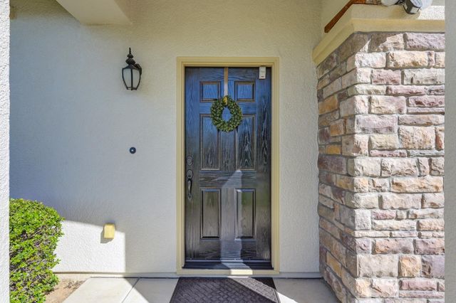 905 Richard Ct, El Dorado Hills, CA 95762