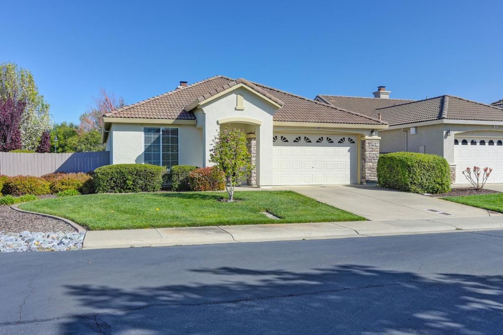 905 Richard Ct, El Dorado Hills, CA 95762