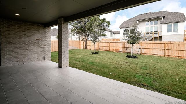 1623 Yardzen Lane, San Antonio, TX 78260