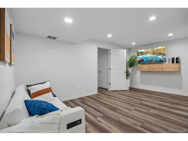 10152 Yampa Ct, Commerce City, CO 80022