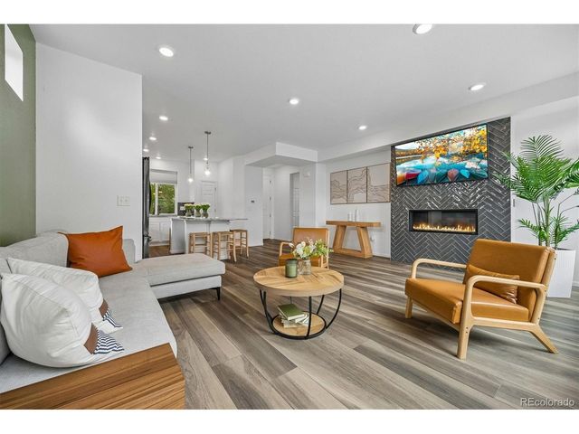 10152 Yampa Ct, Commerce City, CO 80022