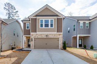 47 Station Overlook Drive, Auburn, GA 30011