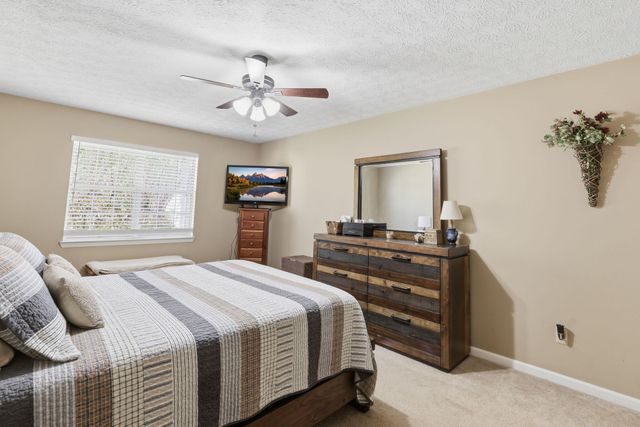 317 Middle View Drive, Ringgold, GA 30736