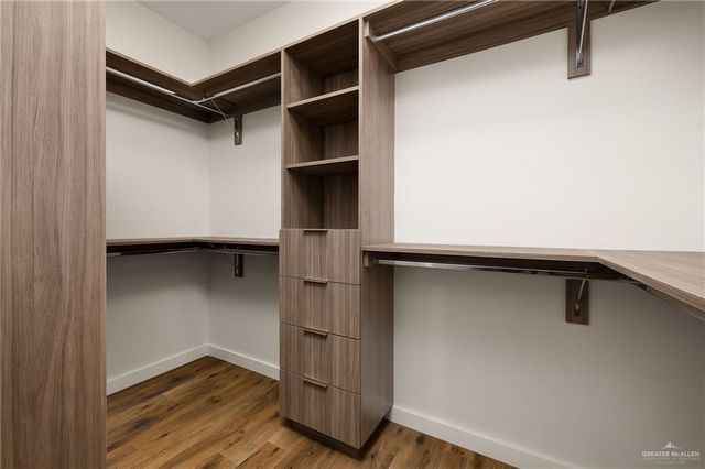 916 S Bicentennial Boulevard, Mcallen, TX 78501