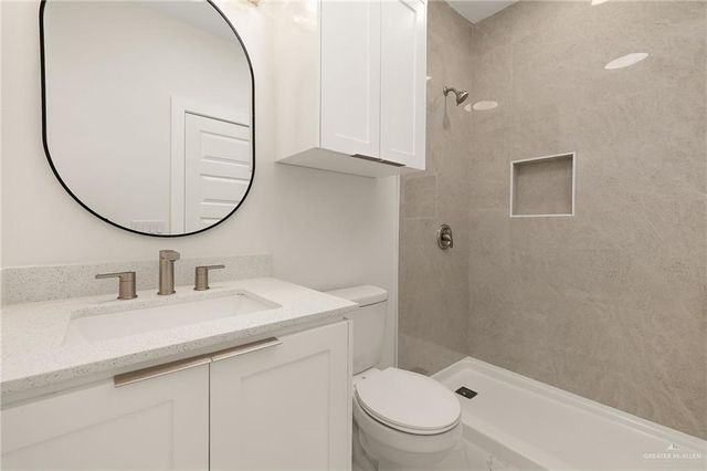 916 S Bicentennial Boulevard, Mcallen, TX 78501