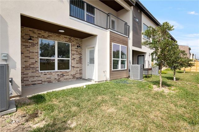 916 S Bicentennial Boulevard, Mcallen, TX 78501