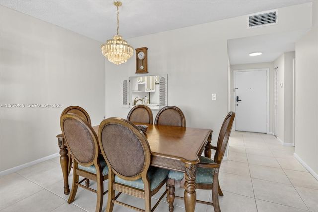 1817 S Ocean Drive PH19, Hallandale Beach, FL 33009