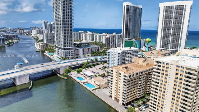 1817 S Ocean Drive PH19, Hallandale Beach, FL 33009