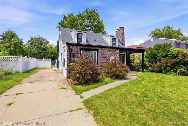 6521 Berwyn Street, Dearborn Heights, MI 48127