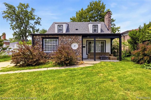6521 Berwyn Street, Dearborn Heights, MI 48127