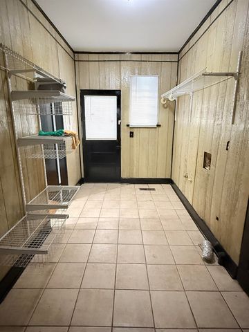 2061 VOLLINTINE AVE, Memphis, TN 38107