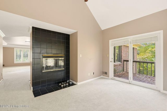 3215 Overlook Cir, Goshen, KY 40026