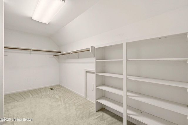 3215 Overlook Cir, Goshen, KY 40026