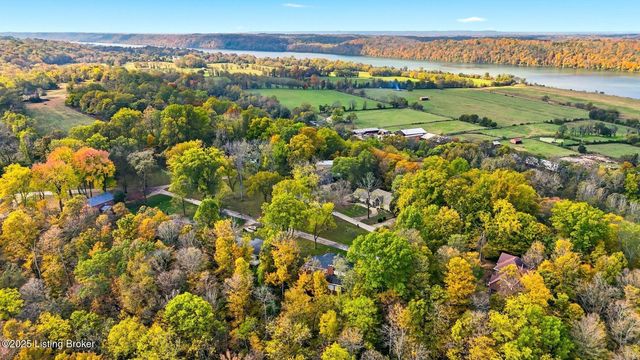 3215 Overlook Cir, Goshen, KY 40026