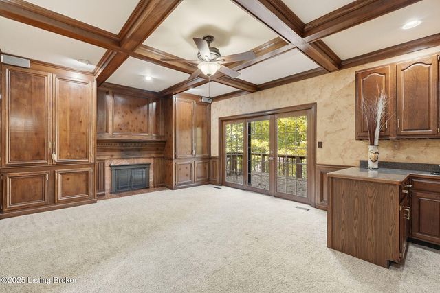 3215 Overlook Cir, Goshen, KY 40026