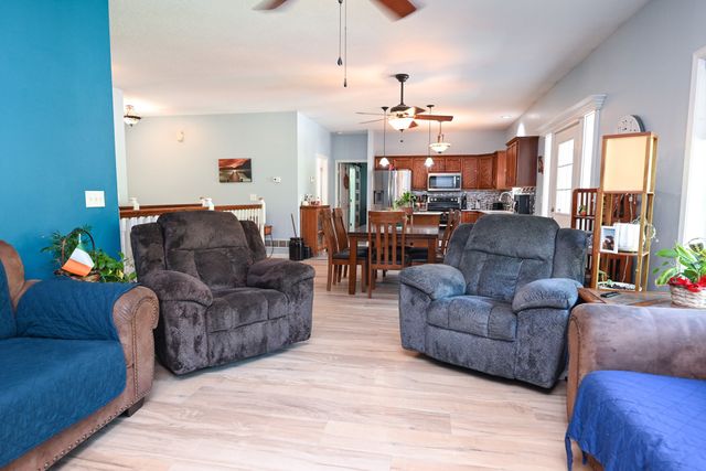 1344 E 40th Street, Des Moines, IA 50317