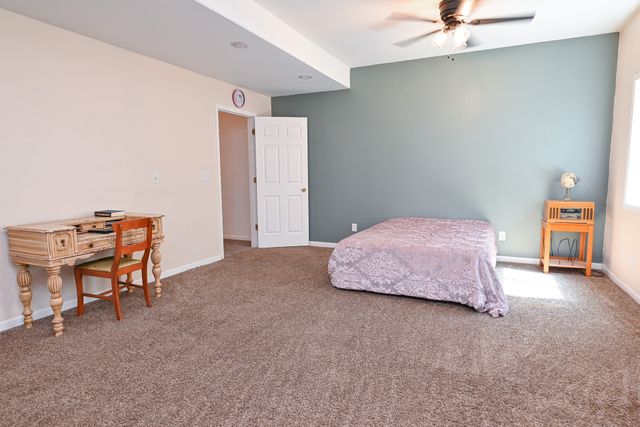 1344 E 40th Street, Des Moines, IA 50317