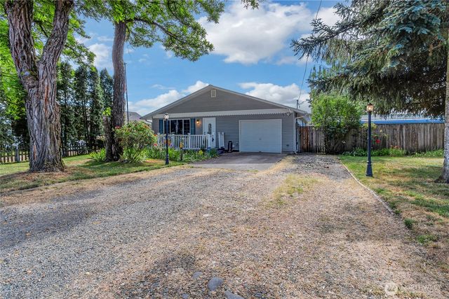 10035 Grove Road SE, Yelm, WA 98597