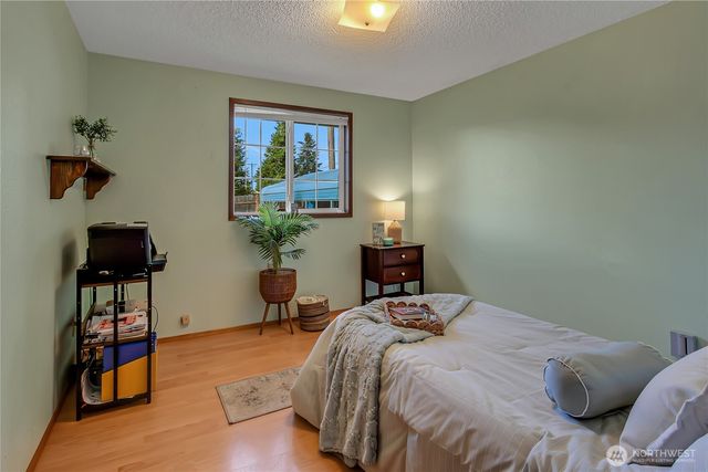 10035 Grove Road SE, Yelm, WA 98597