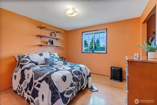 10035 Grove Road SE, Yelm, WA 98597