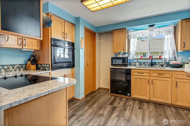 10035 Grove Road SE, Yelm, WA 98597