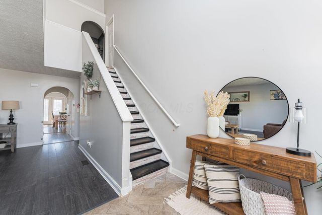 1063 Hartford Lane, London, OH 43140