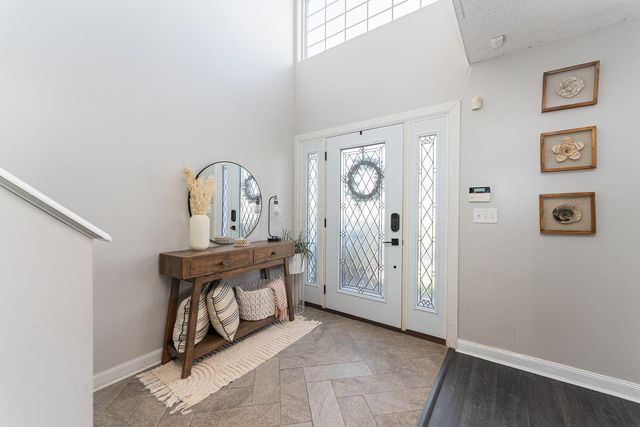 1063 Hartford Lane, London, OH 43140