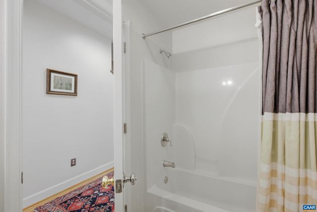 1112 AVON ST, Charlottesville, VA 22902