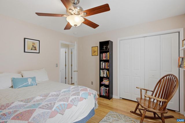 1112 AVON ST, Charlottesville, VA 22902