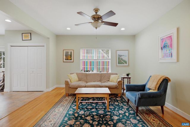 1112 AVON ST, Charlottesville, VA 22902