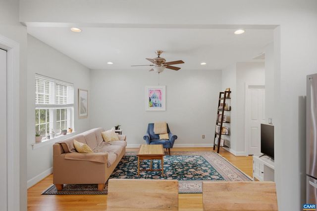 1112 AVON ST, Charlottesville, VA 22902
