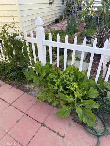 4117 McFadden 6, Santa Ana, CA 92704