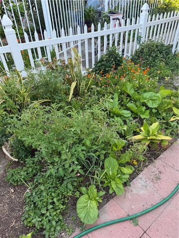 4117 McFadden 6, Santa Ana, CA 92704