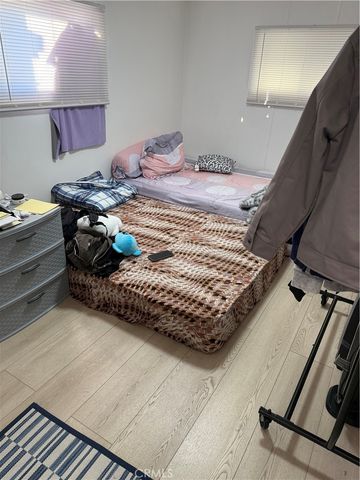 4117 McFadden 6, Santa Ana, CA 92704