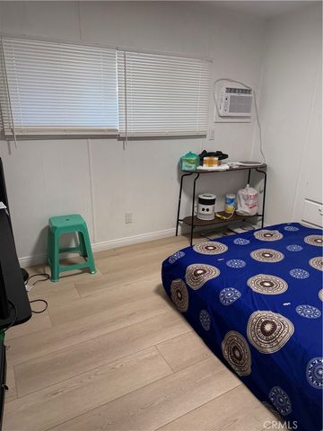 4117 McFadden 6, Santa Ana, CA 92704