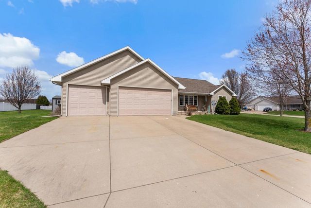 1842 Turquoise TRAIL, Green Bay, WI 54311