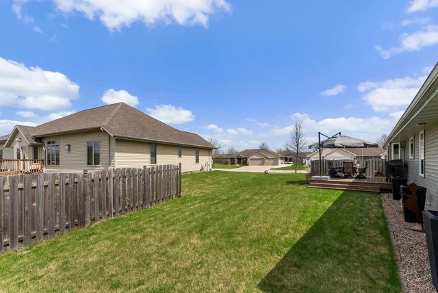 1842 Turquoise TRAIL, Green Bay, WI 54311