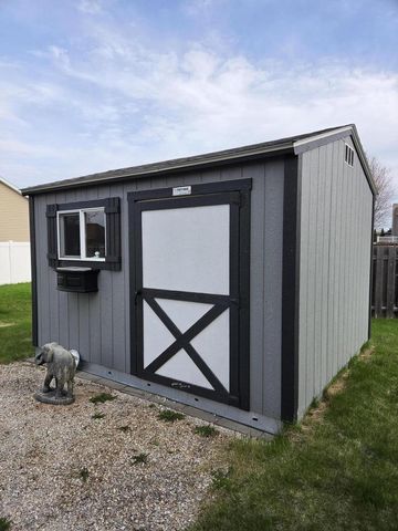 1842 Turquoise TRAIL, Green Bay, WI 54311