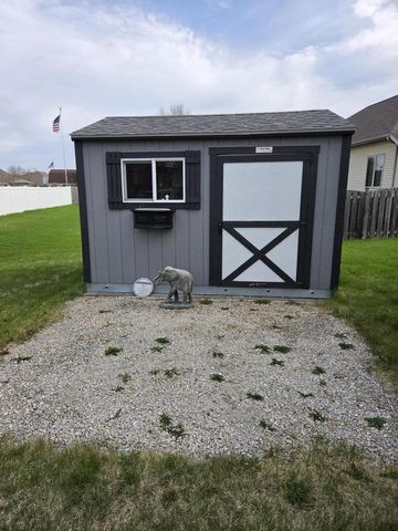 1842 Turquoise TRAIL, Green Bay, WI 54311