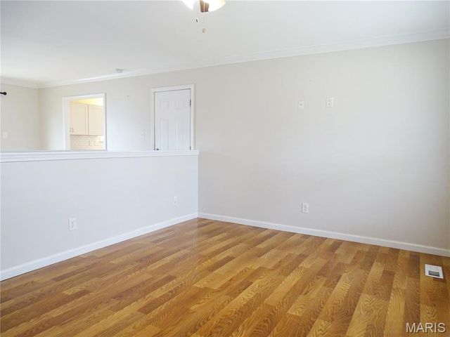 1052 Deleon Court, Fenton, MO 63026