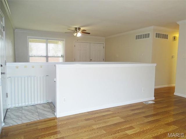 1052 Deleon Court, Fenton, MO 63026