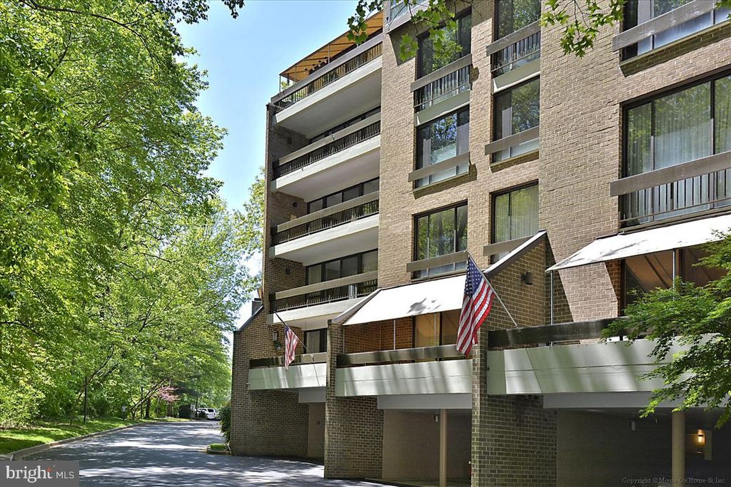 4928 SENTINEL DR #1-303, Bethesda, MD 20816