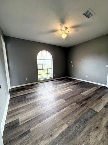 3808 Holly Glen, Bay City, TX 77414