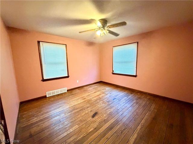 10506 Park Heights Road, Cleveland, OH 44104