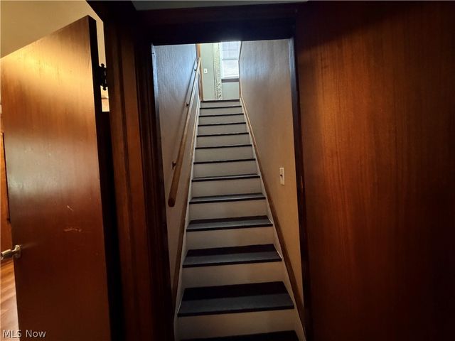 10506 Park Heights Road, Cleveland, OH 44104