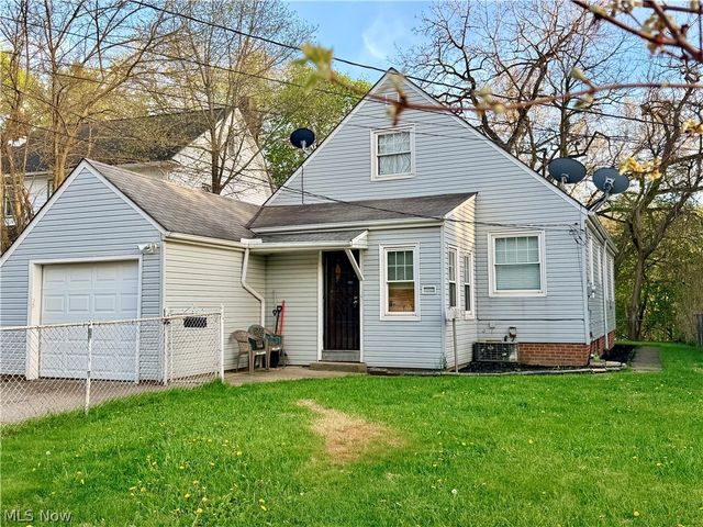 10506 Park Heights Road, Cleveland, OH 44104