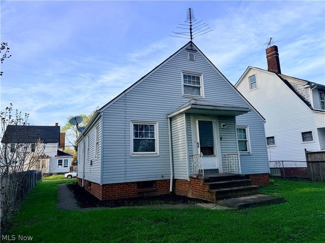 10506 Park Heights Road, Cleveland, OH 44104